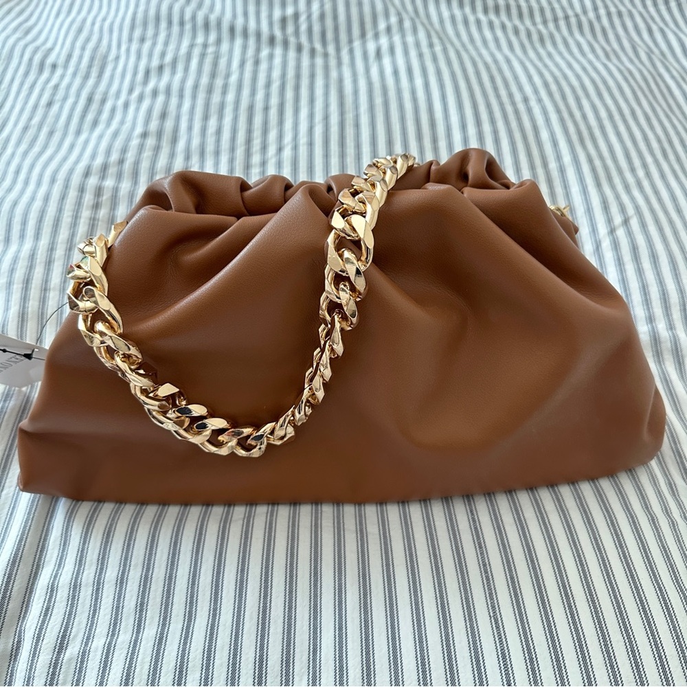 Vegan/faux leather Pouch Bag camel
